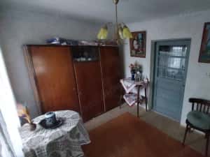 Casa modesta cu teren generos, zona Magura, — miniatura 9