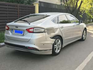 Ford Mondeo 2019 2.0d Automat Titanium FULL Usor avariat — miniatura 3