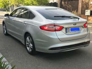 Ford Mondeo 2019 2.0d Automat Titanium FULL Usor avariat — miniatura 4