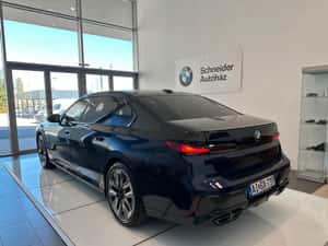 BMW M760 Plug-in Hybrid - 12.000 km — miniatura 4