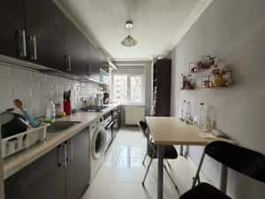 Apartament 2 camere etaj 2 amenajat integral centrala bloc izolat Complex Studentesc — miniatura 1