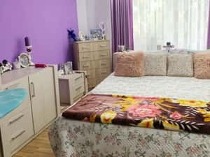 Apartament 3 camere decomandate, zona Hotel Ceahlau — miniatura 2