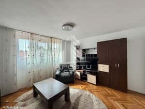 Apartament cu 3 camere, de inchiriat, Piata Unirii, Timisoara — miniatura 2