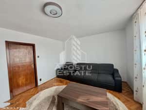Apartament cu 3 camere, de inchiriat, Piata Unirii, Timisoara — miniatura 3