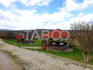 EXCLUSIVITATE Pensiune 9 camere 615 mpu 3600 mp teren in Fantanele — miniatura 5