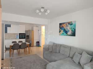 4 camere, 1/4, 102mp, + 2 locuri parcare-Prelungirea Ghencea — miniatura 3