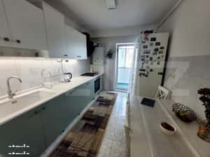 Apartament cu 4 camere decomandate, 2 bai, 2 balcoane, 76mp, Marasti — miniatura 2