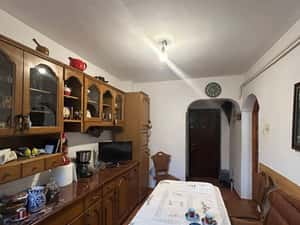 Apartament 3 camere -Zona Sud - 68 mp - 54000 euro negociabil — miniatura 5