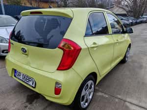 Kia Picanto 1.0I 69cp — miniatura 4