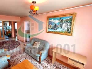 Apartament 4 camere, Republicii, etaj 3, zona Canal 7, comision zero