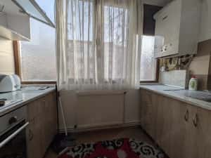 Apartament 2 camere - Decomandat - Girocului - 370 Euro — miniatura 4