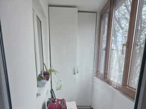 4 cem dec 2 bai 2 balcoane centrala proprie etaj intermediar zona Baba Dochia — miniatura 6