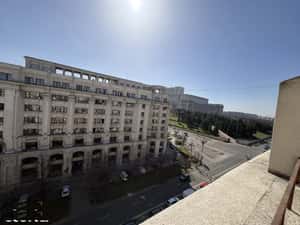 Unirii, Natiunile Unite, ap. 2 camere, 70mp, et.7, 190.000Euro — miniatura 1