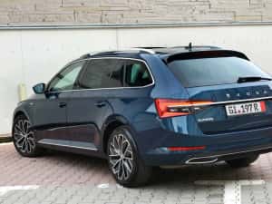 Skoda Superb 2.0 / Laurin & Klement / Masaj / Ventilatie / CANTON / Panoramic — miniatura 5