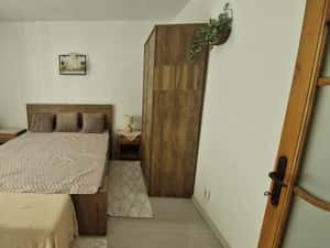 Vand apartam 2 cam precista parter cu balcon — miniatura 4