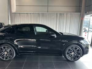 Porsche Cayenne SUV hibrid second-hand 15.500 km — miniatura 3