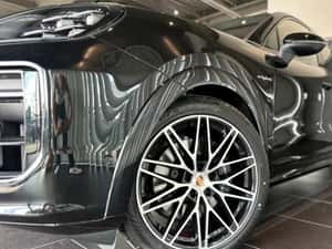 Porsche Cayenne SUV hibrid second-hand 15.500 km — miniatura 6