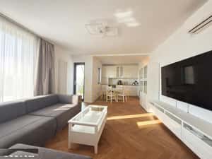 Apartament superb cu 3 camere si 2 bai | Prima inchiriere | Dumbravita — miniatura 3