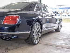 Bentley Continental Flying Spur 2024 - Automată 549 HP — miniatura 2