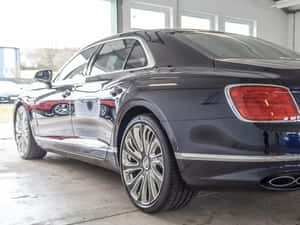 Bentley Continental Flying Spur 2024 - Automată 549 HP — miniatura 4