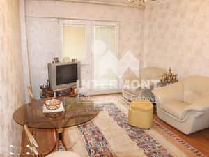 Apartament 3 camere - Etaj 1 - 2 băi - Centrală - Mobilat