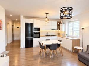 Apartament 3 camere, 60.51 mp, zona Vivo — miniatura 2
