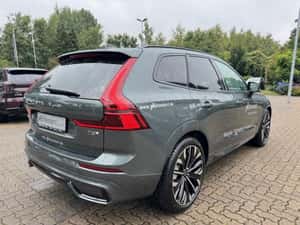 Volvo XC60 Hibrid Plug-in 455 CP, 7500 km, 2025 — miniatura 3