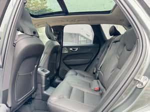 Volvo XC60 Hibrid Plug-in 455 CP, 7500 km, 2025 — miniatura 6
