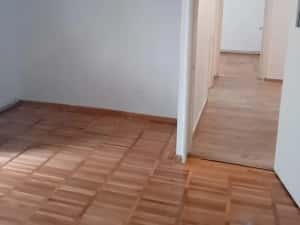 Apartament 2 camere – Port, etaj 1/4 – 3 balcoane, centrală, geam la baie — miniatura 6