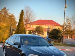 Bmw 520 F10 2011 — miniatura 9