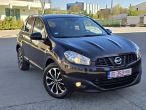 Nissan Qashqai 2.0 dCi – SUV echilibrat, puternic și gata de drum — miniatura 2
