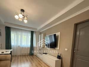 3 camere Bdul Lacul Tei | Vedere parc — miniatura 3