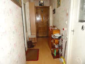 Apartament 3 camere decomandat, 2 bai, 2 balcoane, etaj 2 zona Vlaicu, 79 mp, centrala pe gaz — miniatura 6