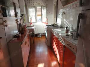 Apartament 3 camere decomandat, 2 bai, 2 balcoane, etaj 2 zona Vlaicu, 79 mp, centrala pe gaz — miniatura 7