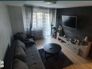 Apartament cu 2 camere, dressing si boxa — miniatura 3