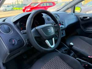 Vand Seat Ibiza 2008 Benzina 1198 cmc Neavariata — miniatura 9