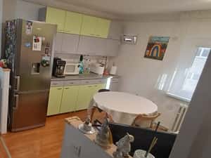 Unirii, 3 camere, etaj 3, garaj sub bloc — miniatura 6