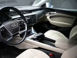 Audi e-tron SUV 2022 - 23.900 EUR — miniatura 7