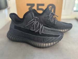Adidasi Yeezy Boost 350 V2 - Adidas, Produs Nou Full Box, Premium — miniatura 1