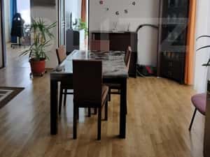 Apartament 3 dormitoare + Living, Terasa si Garaj, zona Bradet — miniatura 4