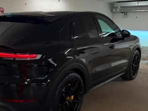 Porsche Cayenne Coupe Turbo E-Hybrid Automată 740 HP Hibrid (B/E) — miniatura 3