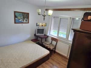 Apartament 2 camere semidecomandat Zona Far Etajul 1 Încadrat Centrala — miniatura 5