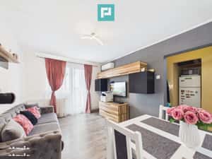 Apartament 2 camere renovat în zona Fortuna — miniatura 3