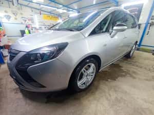 Opel Zafira Tourer 2.0 CDTI  Automat 7 Locuri — miniatura 4