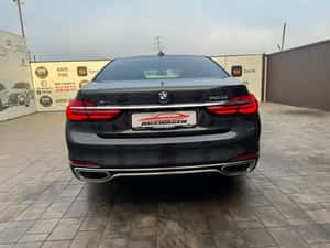 BMW 740 - 2016, 280.000 km, Diesel, 25.400 EUR — miniatura 7