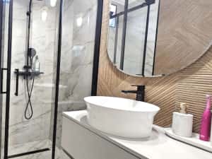 Bijuterie imobiliara- Vila de lux "La Cheie" cu design de autor- zona 1 Mai Piatra Neamt — miniatura 4