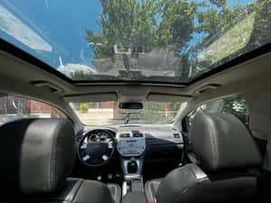 Ford Kuga 2.0 TDCI 136 CP - SUV second-hand — miniatura 4