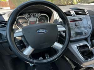 Ford Kuga 2.0 TDCI 136 CP - SUV second-hand — miniatura 6