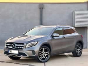 MERCEDES-BENZ GLA 200d 4MATIC AMG • 2019 • 150 CP • EURO 6 — miniatura 3
