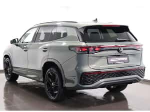 Volkswagen Tayron SUV, 2025, 8.400 km, 57.634 EUR — miniatura 3